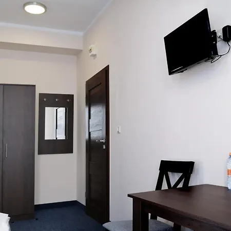 Baza Hotelowa Bobrowiecka 9 3* Warsaw