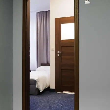 Baza Hotelowa Bobrowiecka 9 Parco vacanze