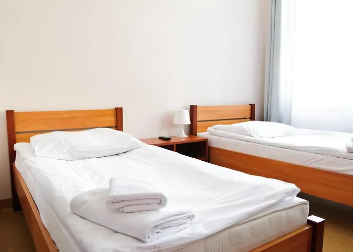 Kompleks wypoczynkowy Baza Hotelowa Nowe Horyzonty Warszawa