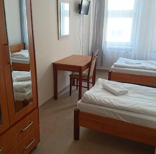 Baza Hotelowa Nowe Horyzonty