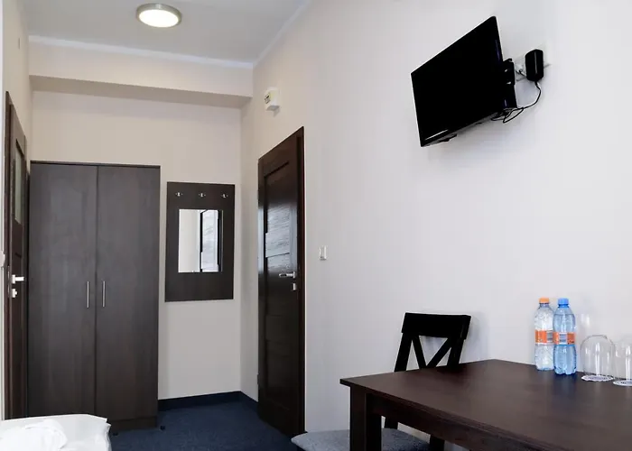 Baza Hotelowa Nowe Horyzonty 3* Warszawa