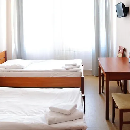 Baza Hotelowa Bobrowiecka 9 Feriepark Warszawa