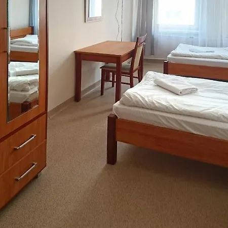 Baza Hotelowa Bobrowiecka 9 Feriepark