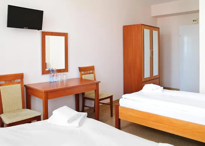 Baza Hotelowa Nowe Horyzonty 3*