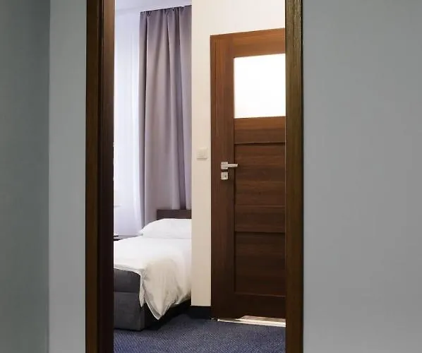 Baza Hotelowa Nowe Horyzonty Kompleks wypoczynkowy